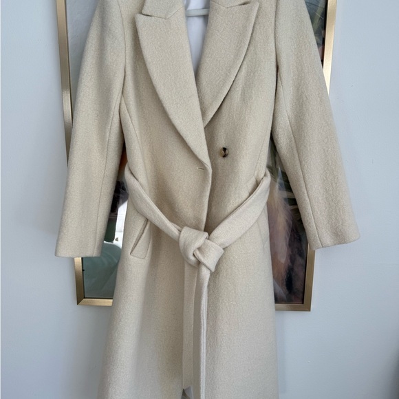 Club Monaco Jackets & Blazers - Club Monaco Cream Trench Coat
